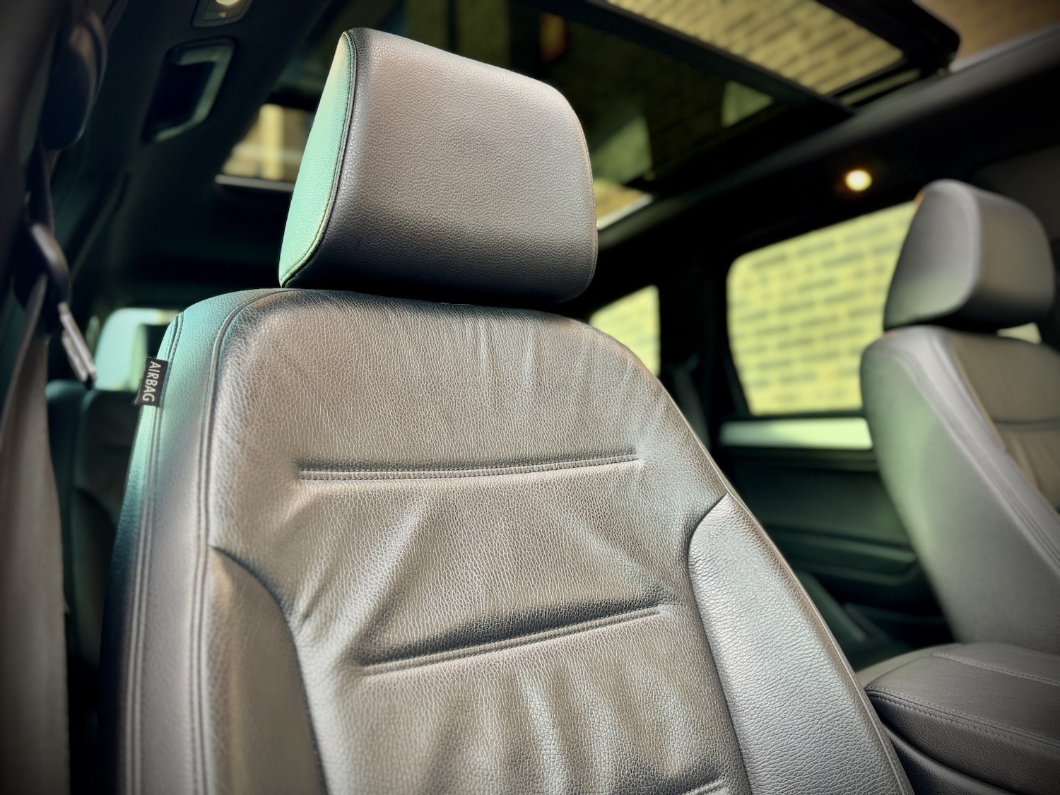 Used Volkswagen Touareg 2013 for sale - 76853508: Photo 32