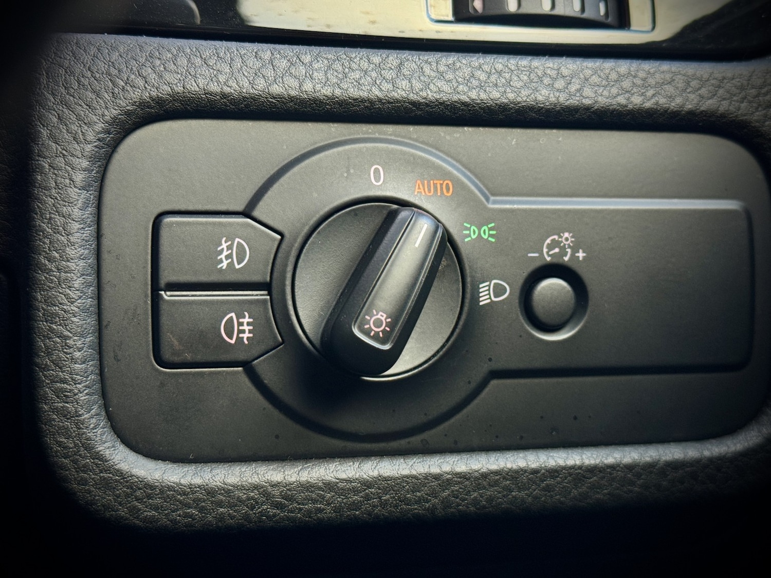 Used Volkswagen Touareg 2013 for sale - 76853508: Photo 50