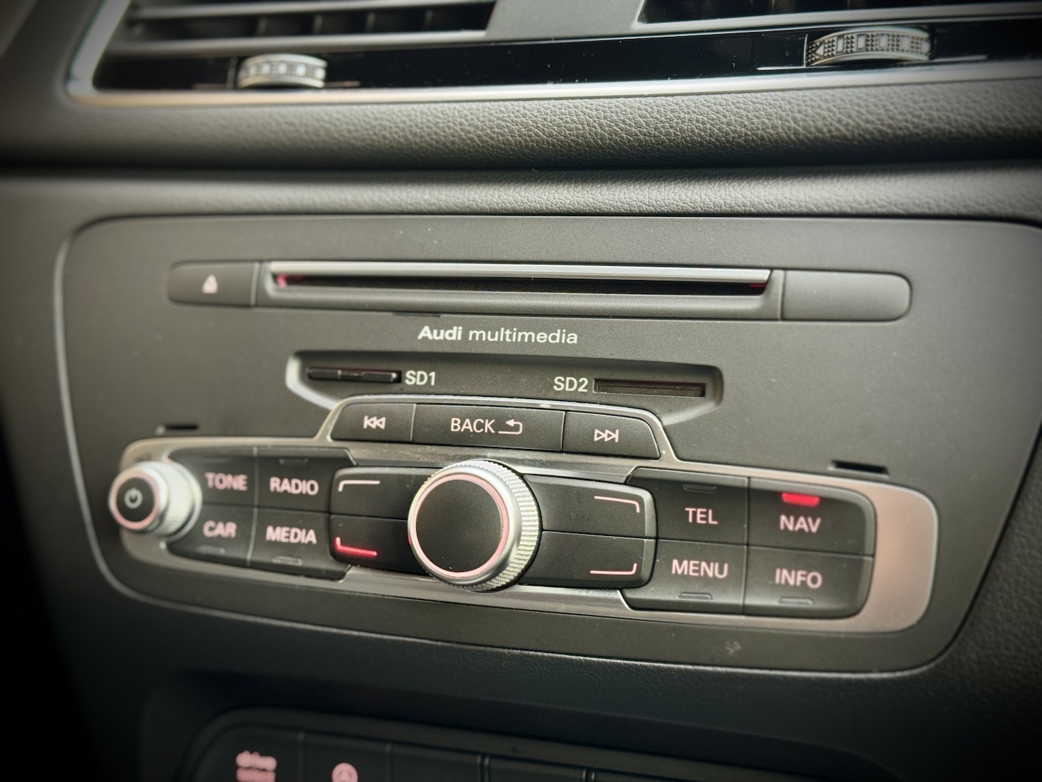 Used Audi Q3 2016 for sale - 76853515: Photo 45