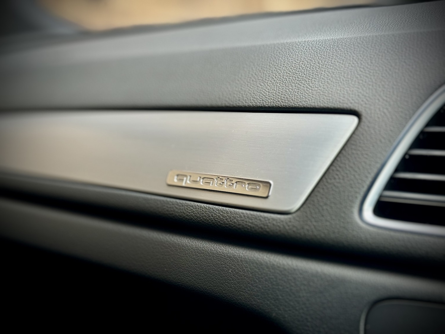 Used Audi Q3 2016 for sale - 76853515: Photo 58