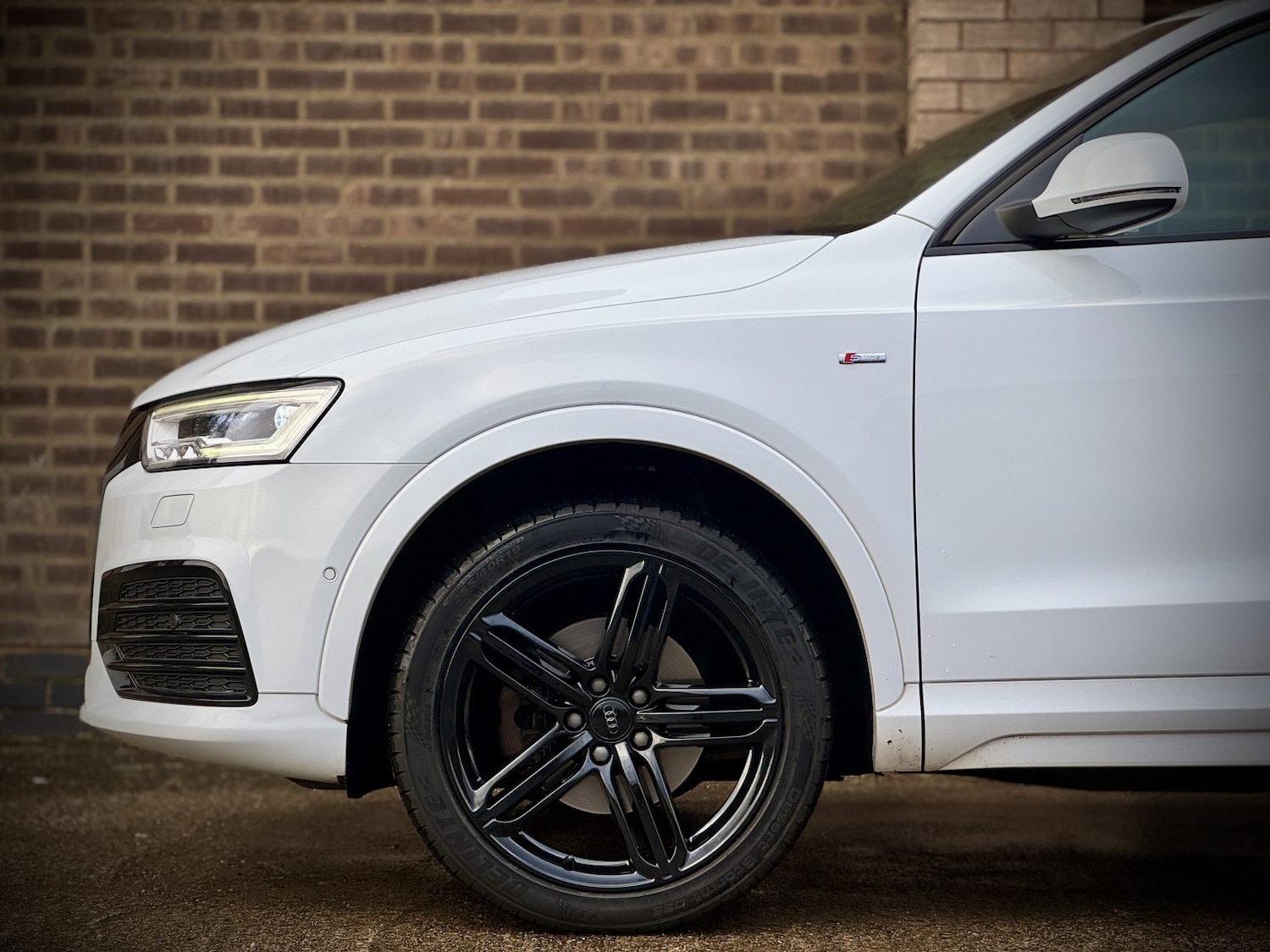 Used Audi Q3 2016 for sale - 76853515: Photo 64