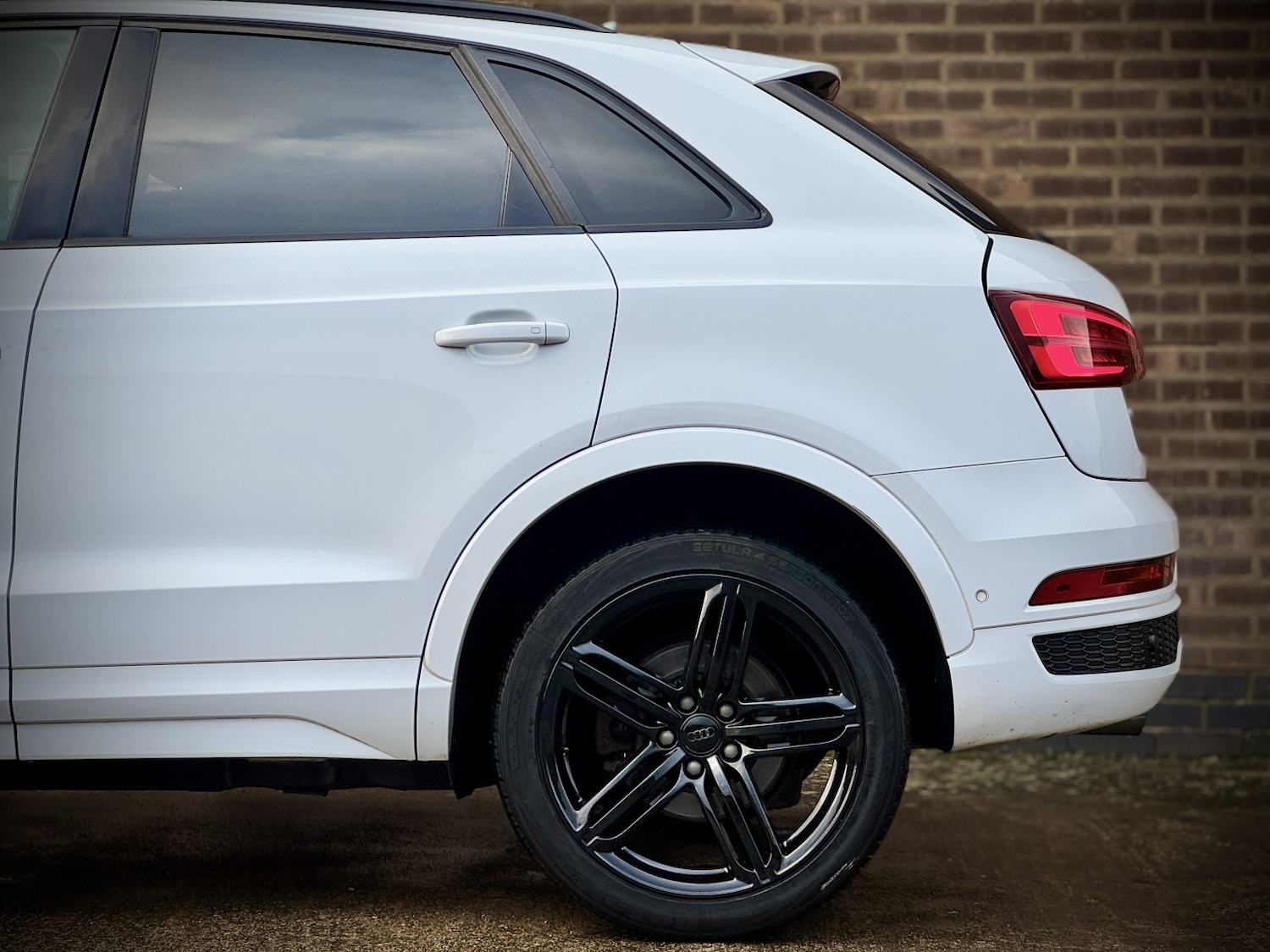 Used Audi Q3 2016 for sale - 76853515: Photo 65