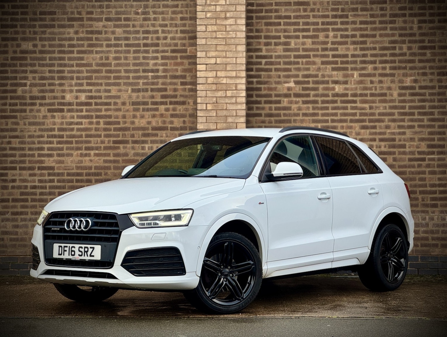 Used Audi Q3 2016 for sale - 76853515: Photo 9