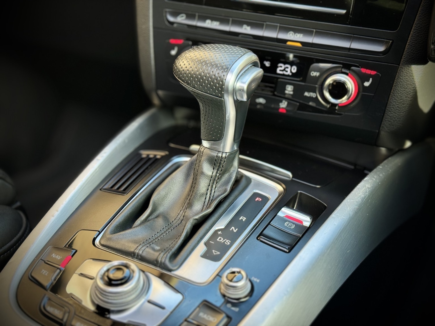 Used Audi Q5 2015 for sale - 76521108: Photo 44