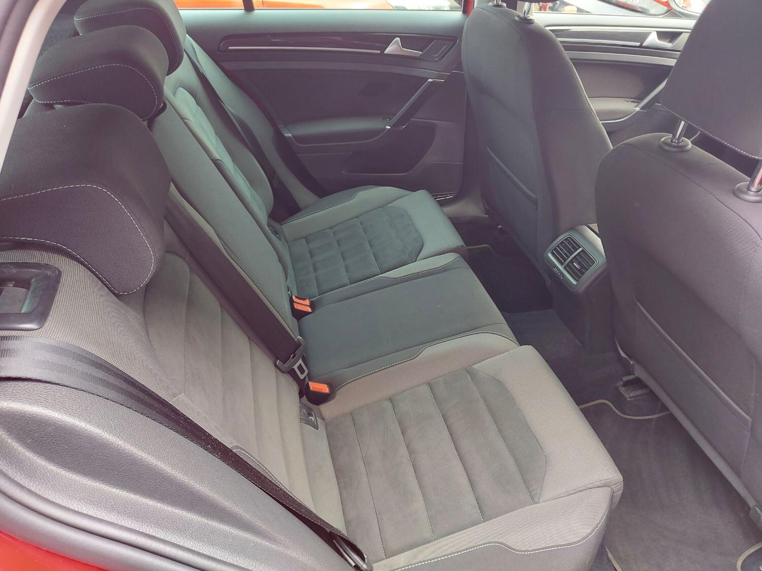 Used Volkswagen Golf 2018 for sale - 76397136: Photo 18