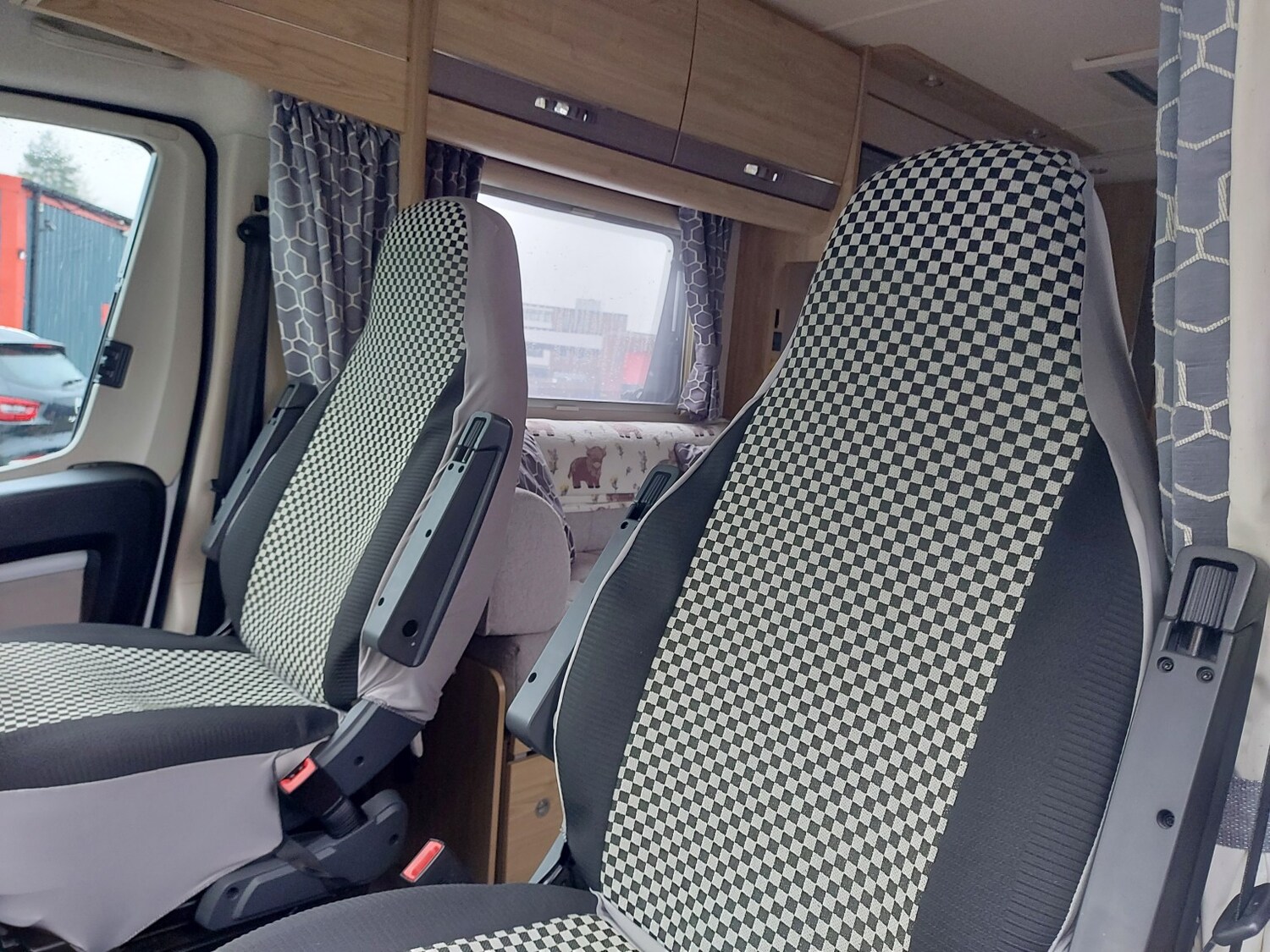 Used Peugeot Boxer 2017 for sale - 77742935: Photo 14