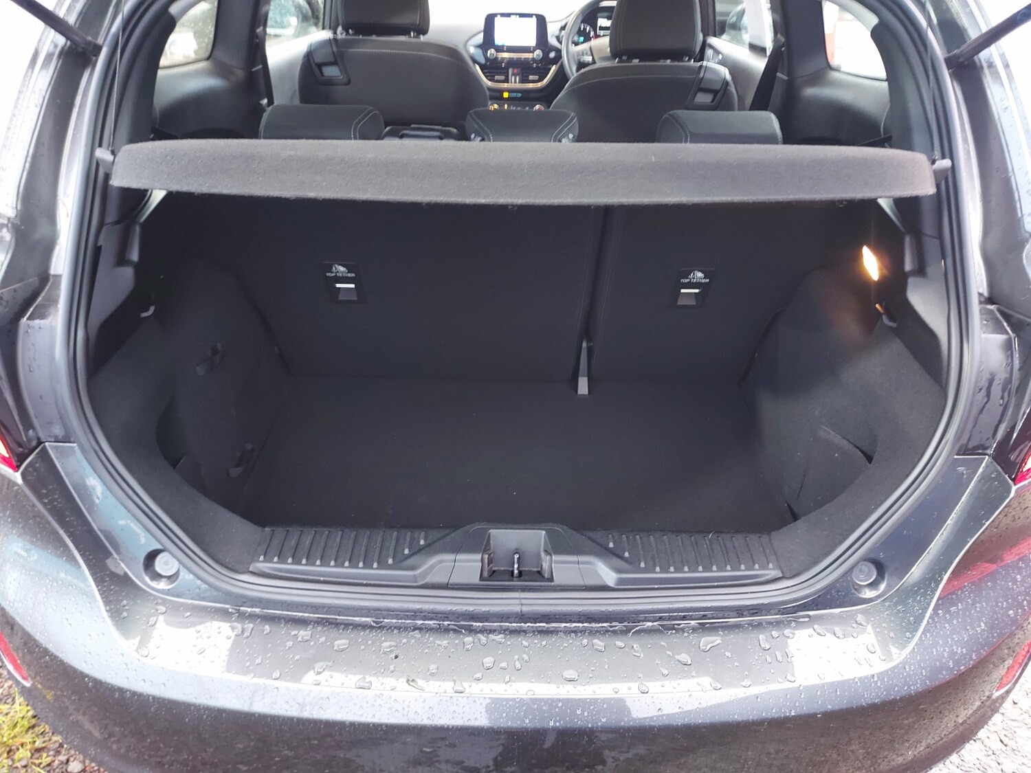 Used Ford Fiesta 2018 for sale - 77742932: Photo 11