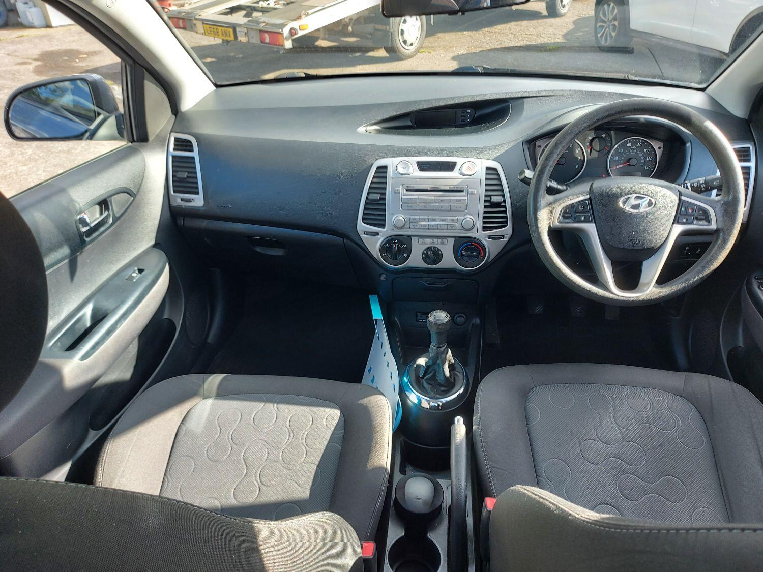 Used Hyundai i20 2011 for sale - 76396991: Photo 10
