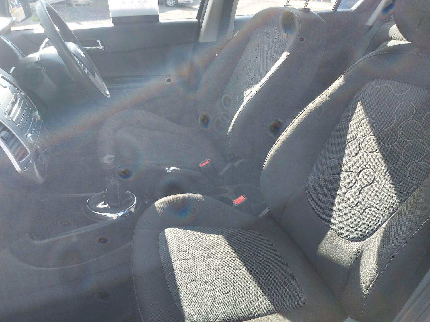 Used Hyundai i20 2011 for sale - 76396991: Photo 14