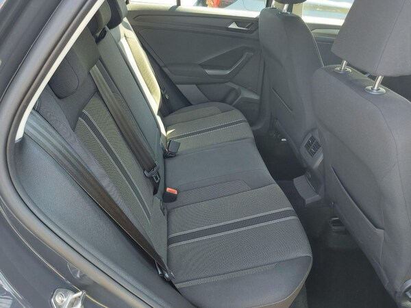 Used Volkswagen T-Roc 2020 for sale - 74608632: Photo 11