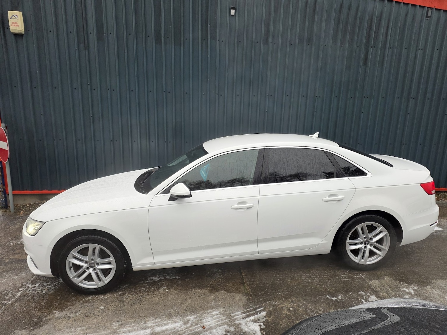 Used Audi A4 2017 for sale - 77742922: Photo 3