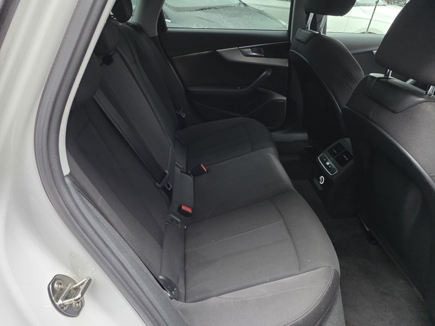 Used Audi A4 2017 for sale - 77742922: Photo 8