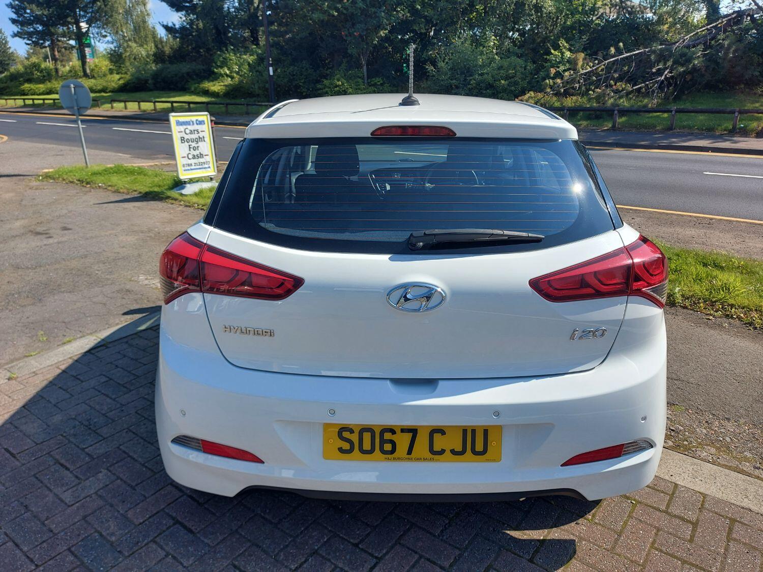 Used Hyundai i20 2017 for sale - 76794387: Photo 7