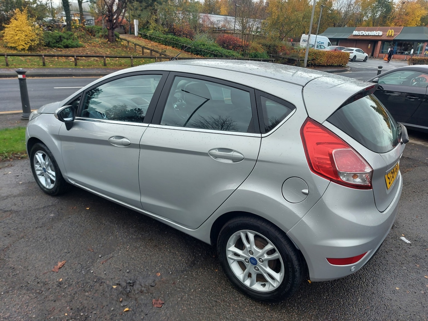 Used Ford Fiesta 2015 for sale - 76598747: Photo 5