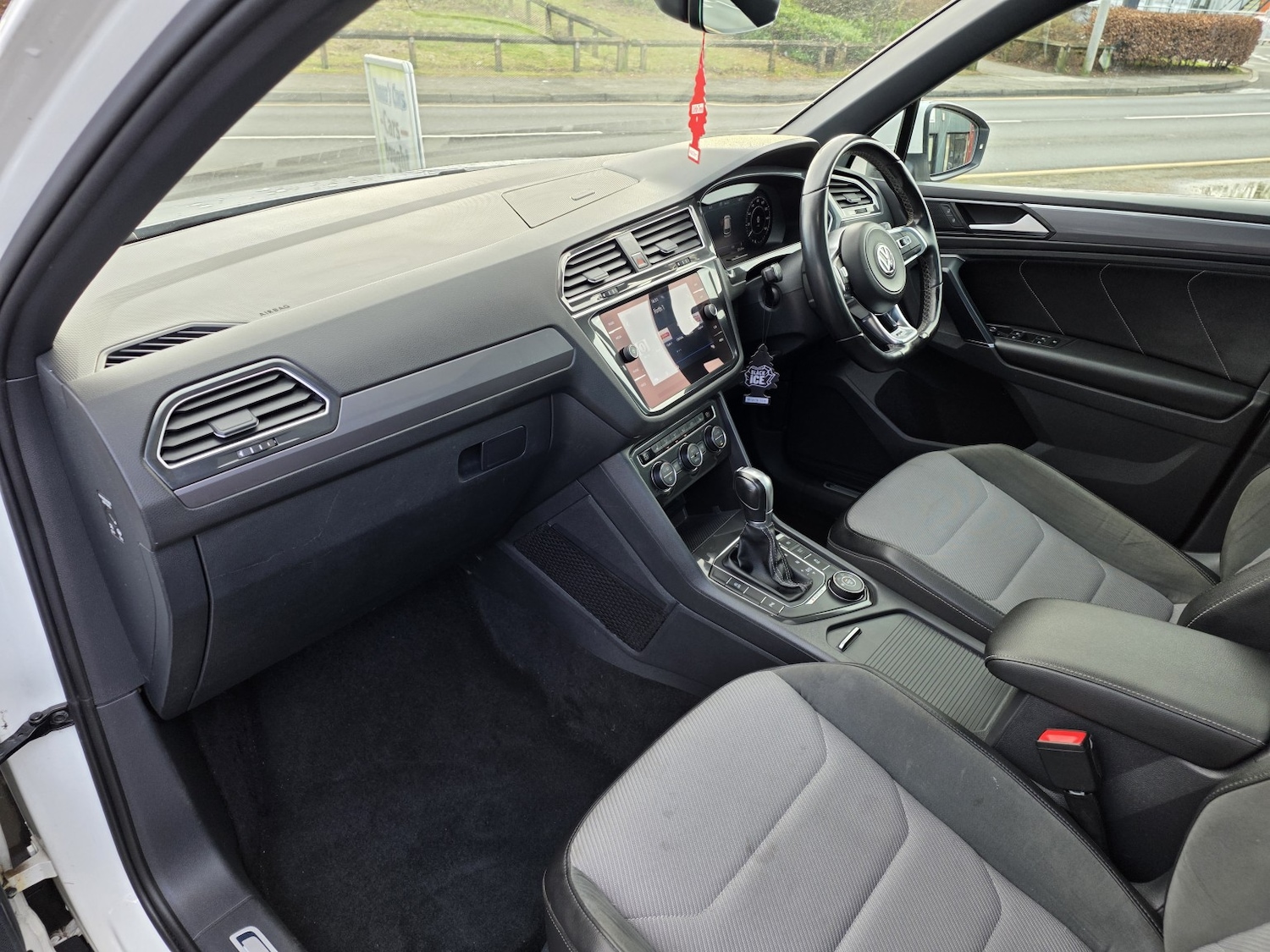 Used Volkswagen Tiguan 2017 for sale - 77643667: Photo 13