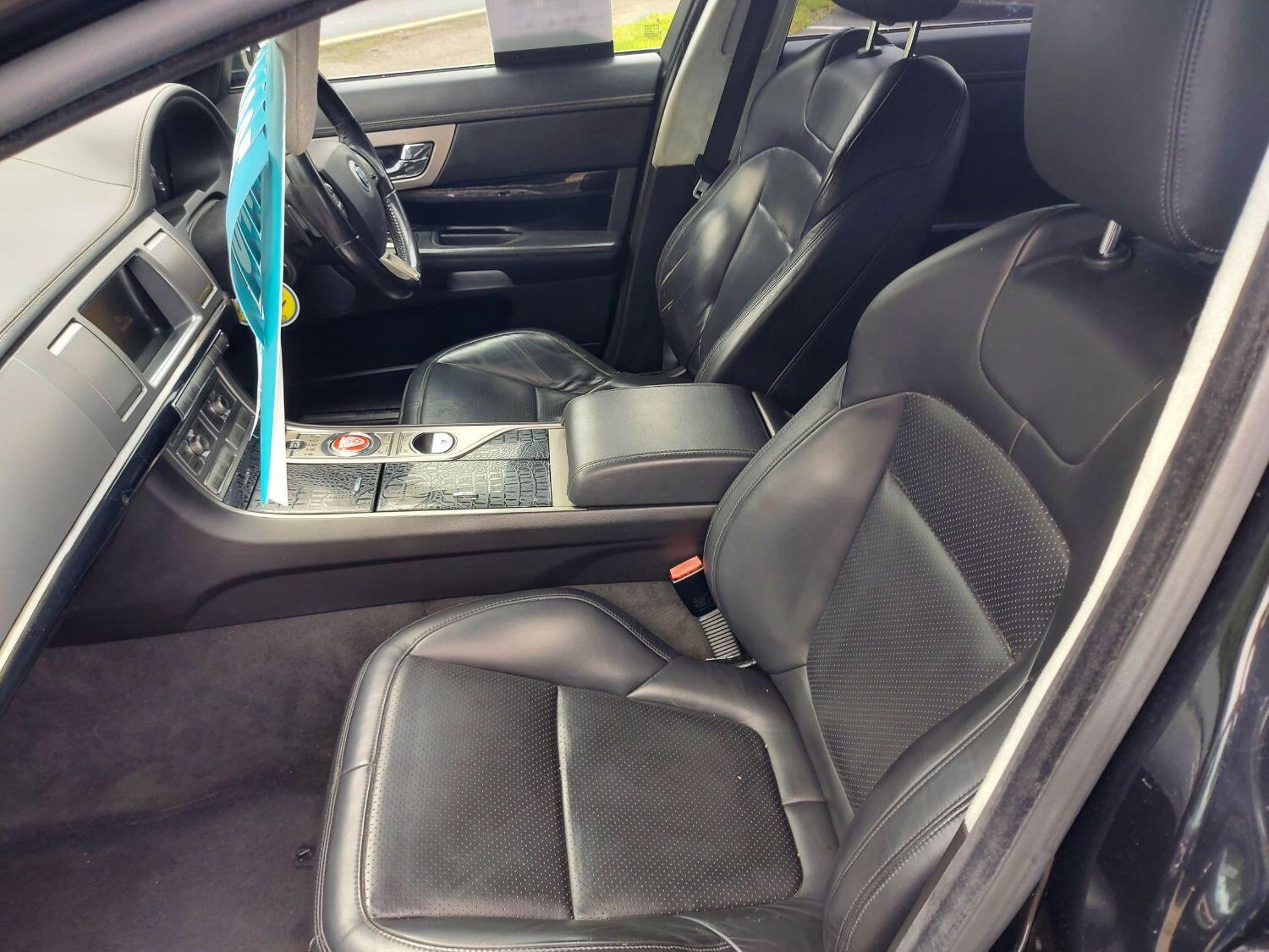 Used Jaguar XF 2009 for sale - 76397058: Photo 14