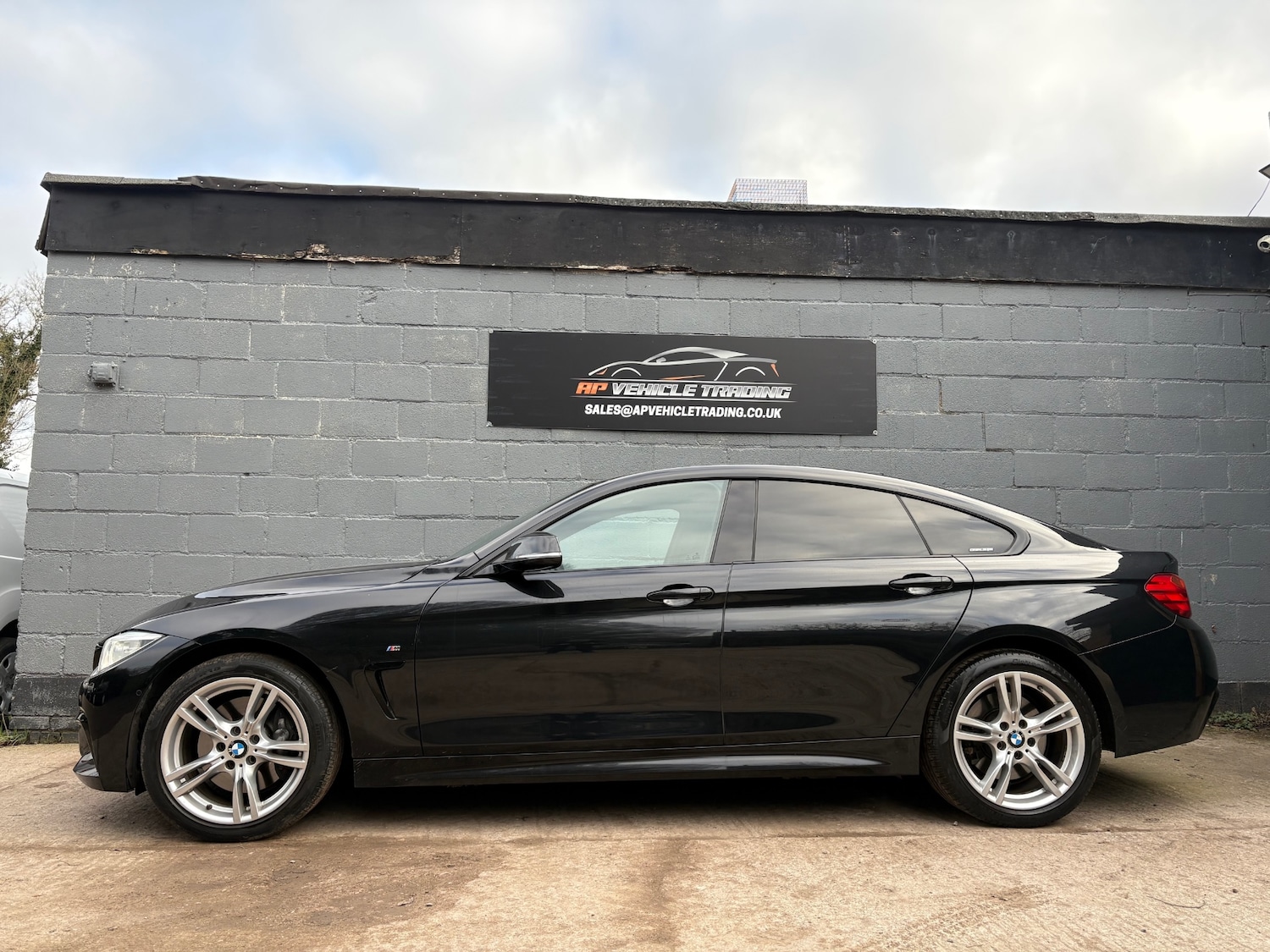 Used BMW 4 Series 2015 for sale - 77071123: Photo 3