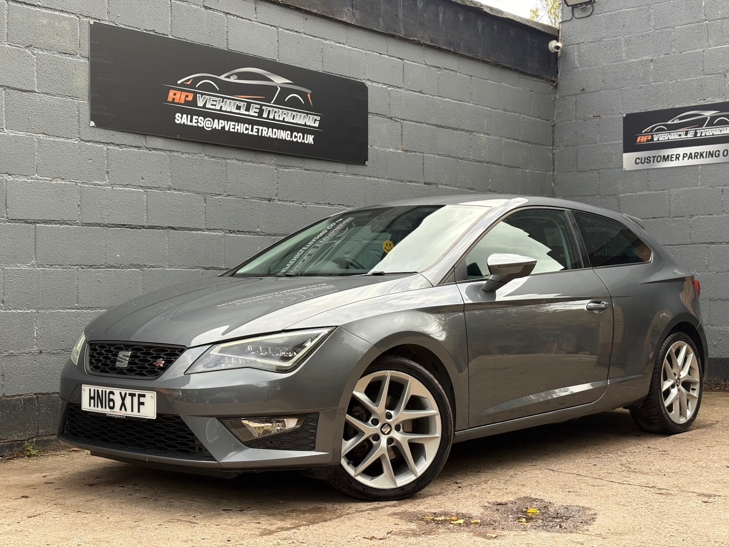 Used SEAT Leon 2016 for sale - 76344617: Photo 1