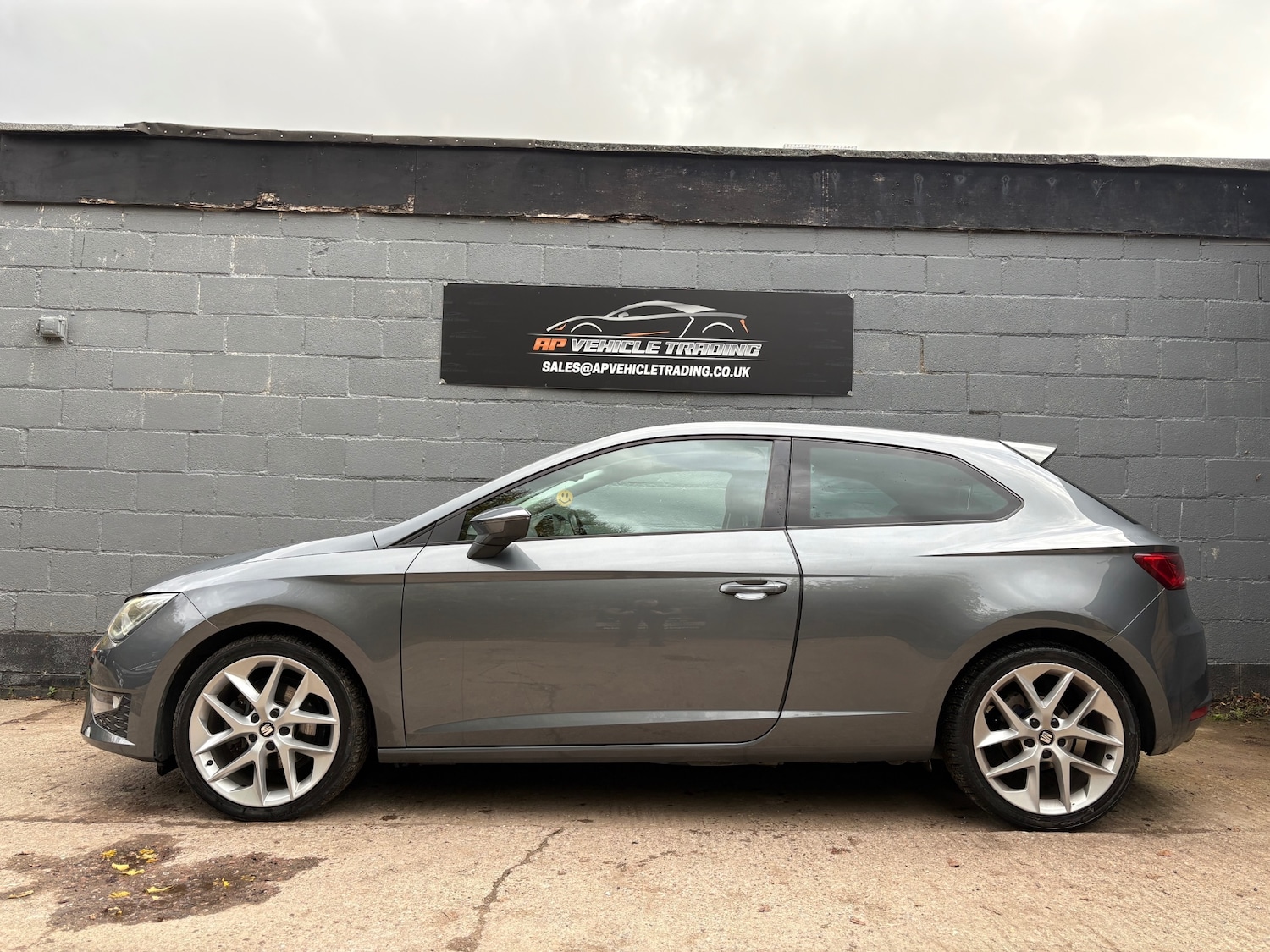 Used SEAT Leon 2016 for sale - 76344617: Photo 2