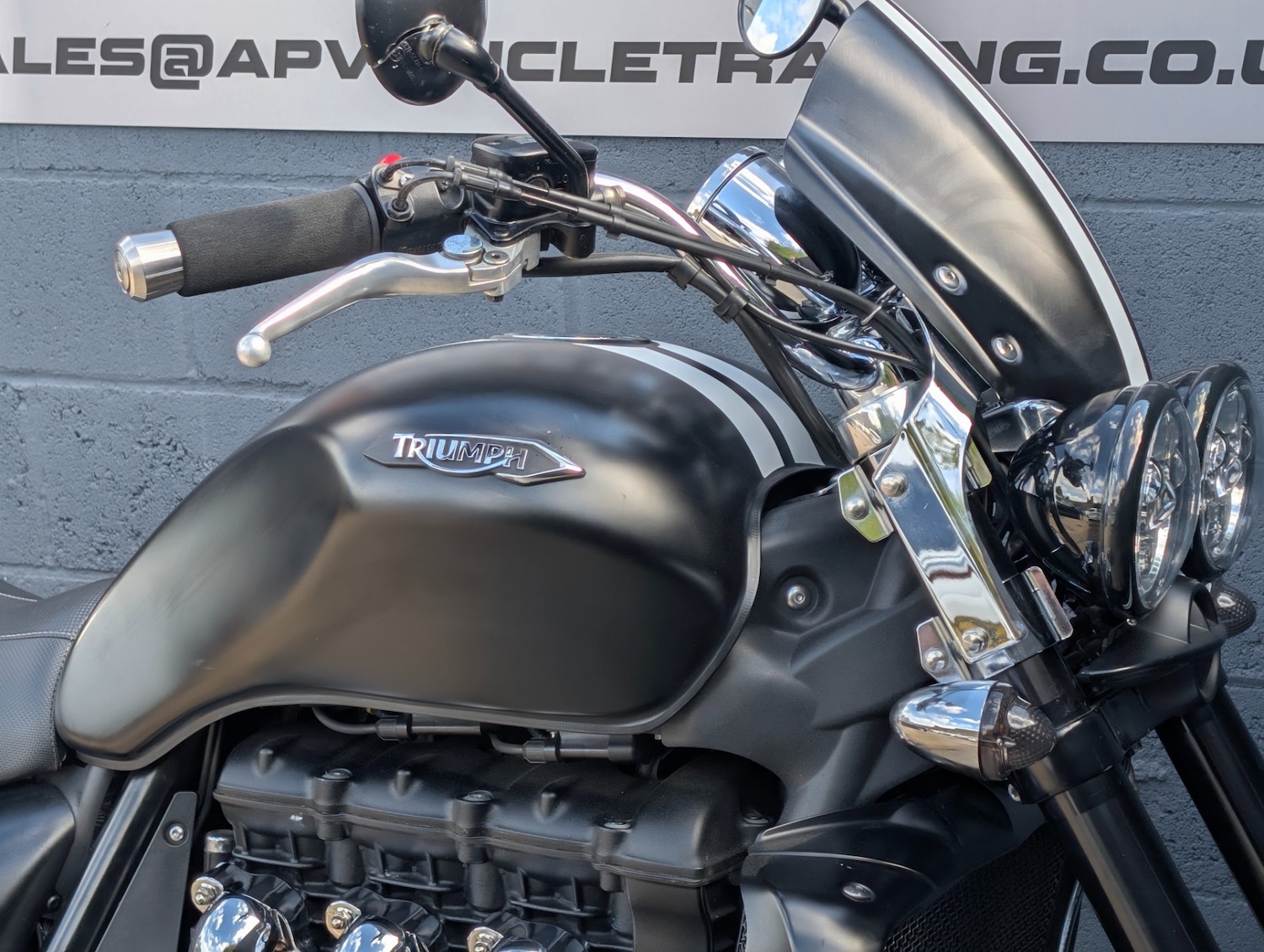 Used Triumph ROCKET 2017 for sale - 78795067: Photo 4