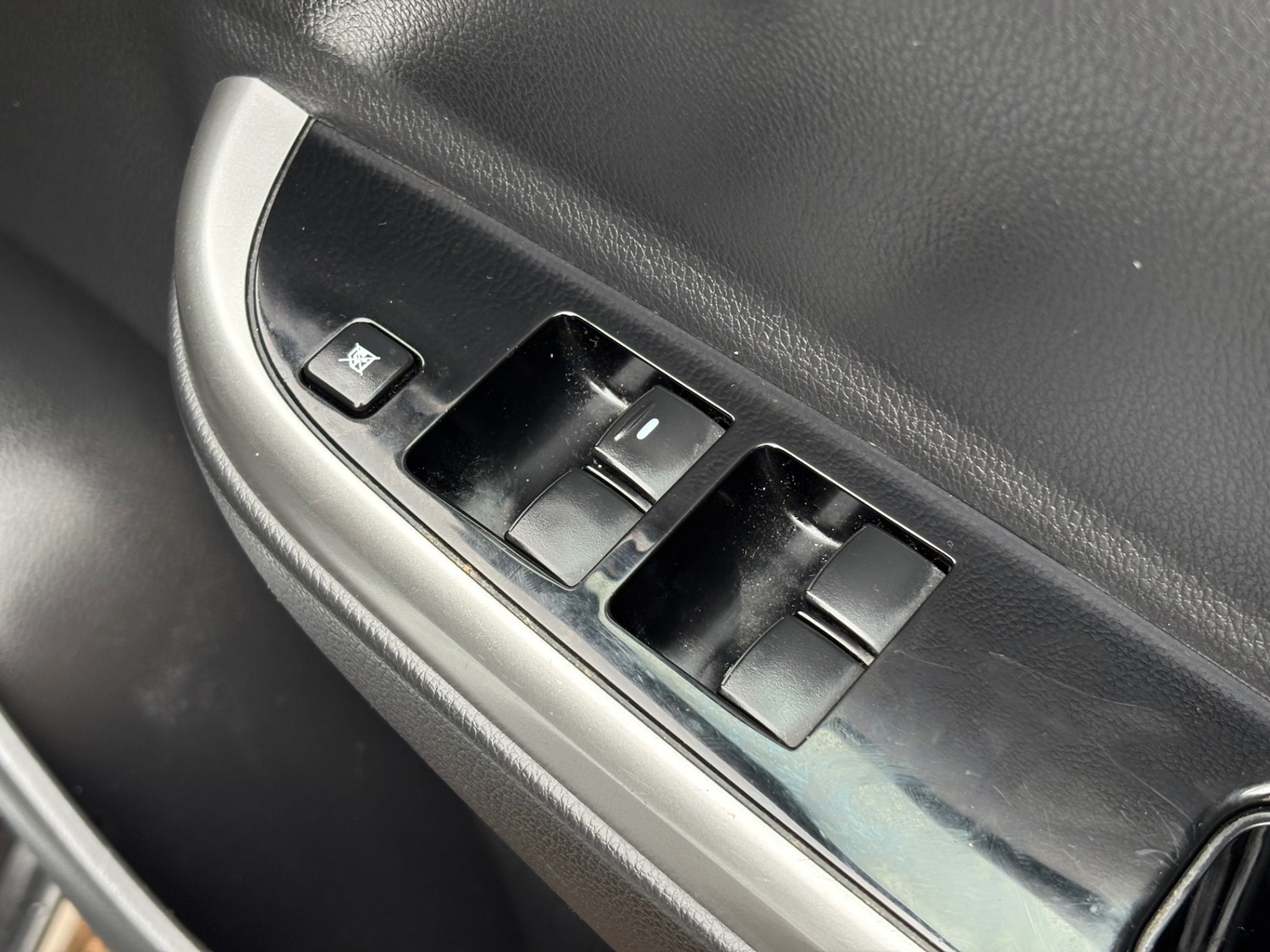 Used Mitsubishi L200 2020 for sale - 76492295: Photo 21