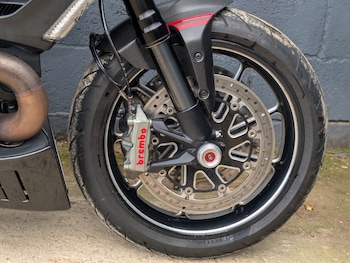 Used Ducati Diavel 2011 for sale - bike-78646216: Photo