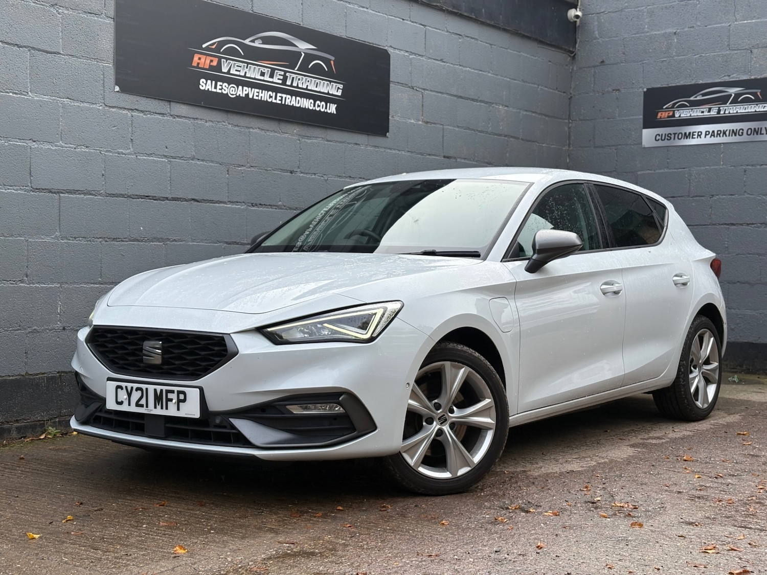 Used SEAT Leon 2021 for sale - 76254854: Photo 1