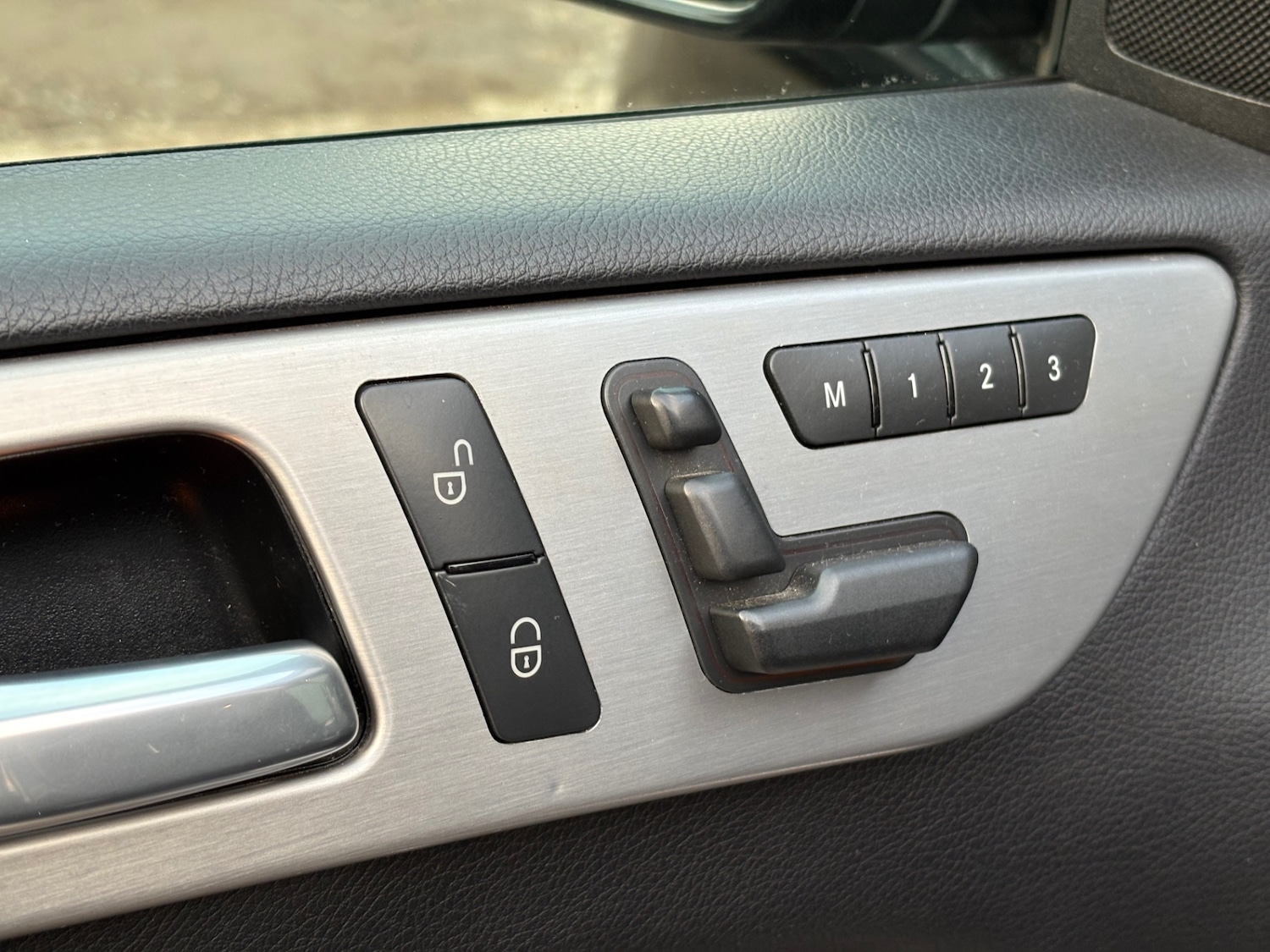 Used Mercedes-Benz M Class 2015 for sale - 76630412: Photo 11