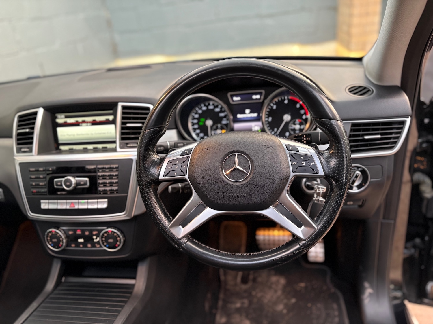 Used Mercedes-Benz M Class 2015 for sale - 76630412: Photo 28