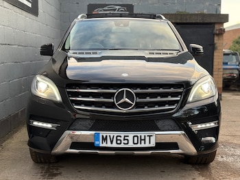 Used Mercedes-Benz M Class 2015 for sale - 76630412: Photo
