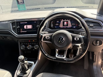 Used Volkswagen T-Roc 2021 for sale - 79368801: Photo
