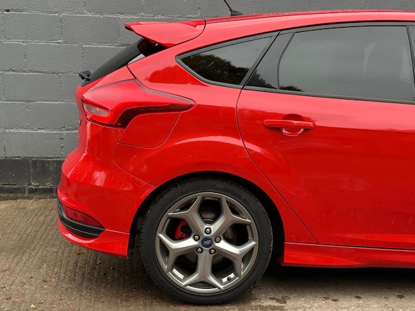 Used Ford Focus 2015 for sale - 76244416: Photo 17