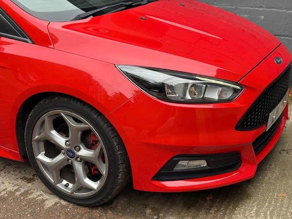 Used Ford Focus 2015 for sale - 76244416: Photo 18