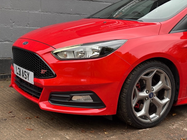 Used Ford Focus 2015 for sale - 76244416: Photo 9