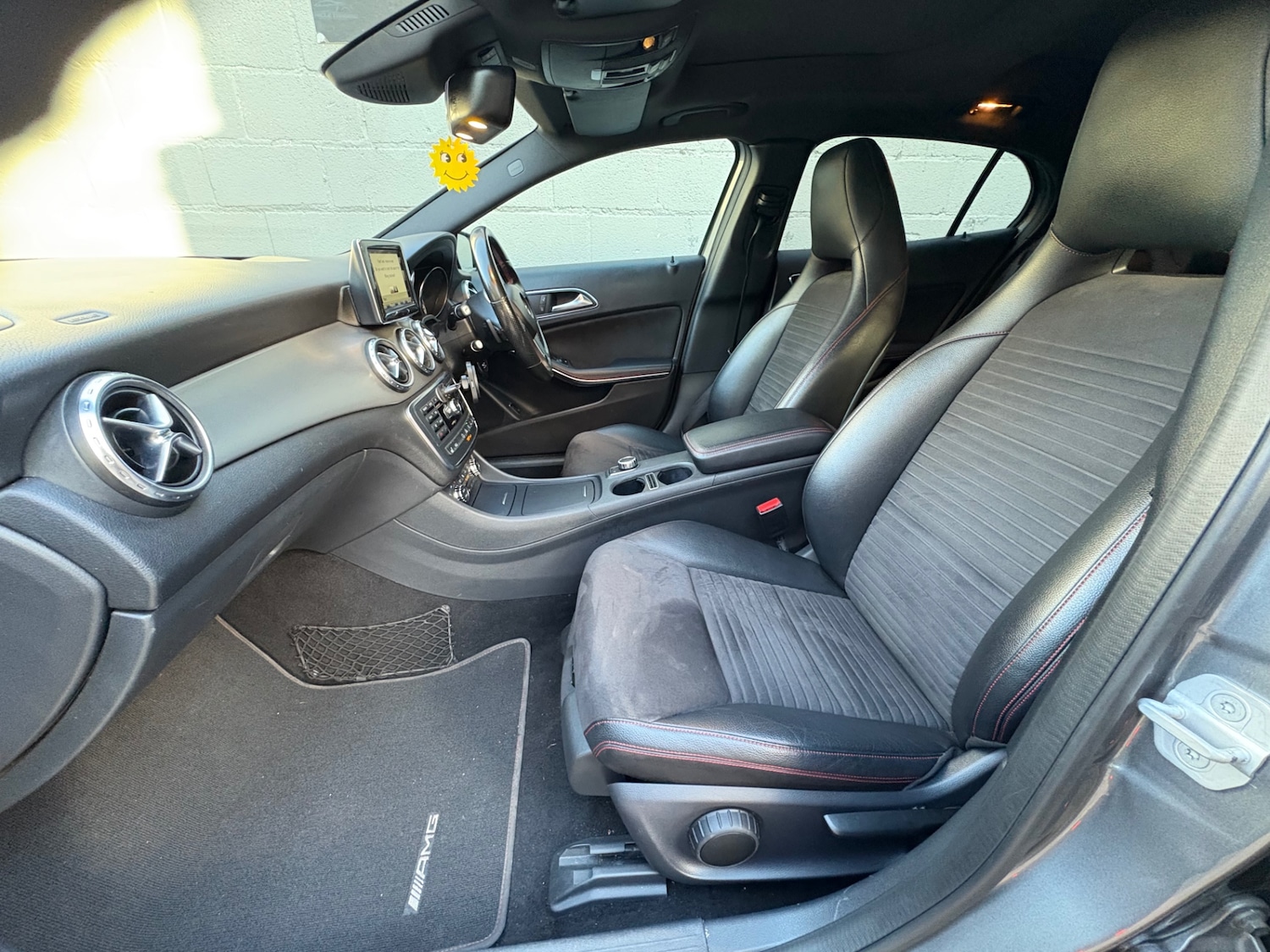 Used Mercedes-Benz GLA 2015 for sale - 76630400: Photo 10