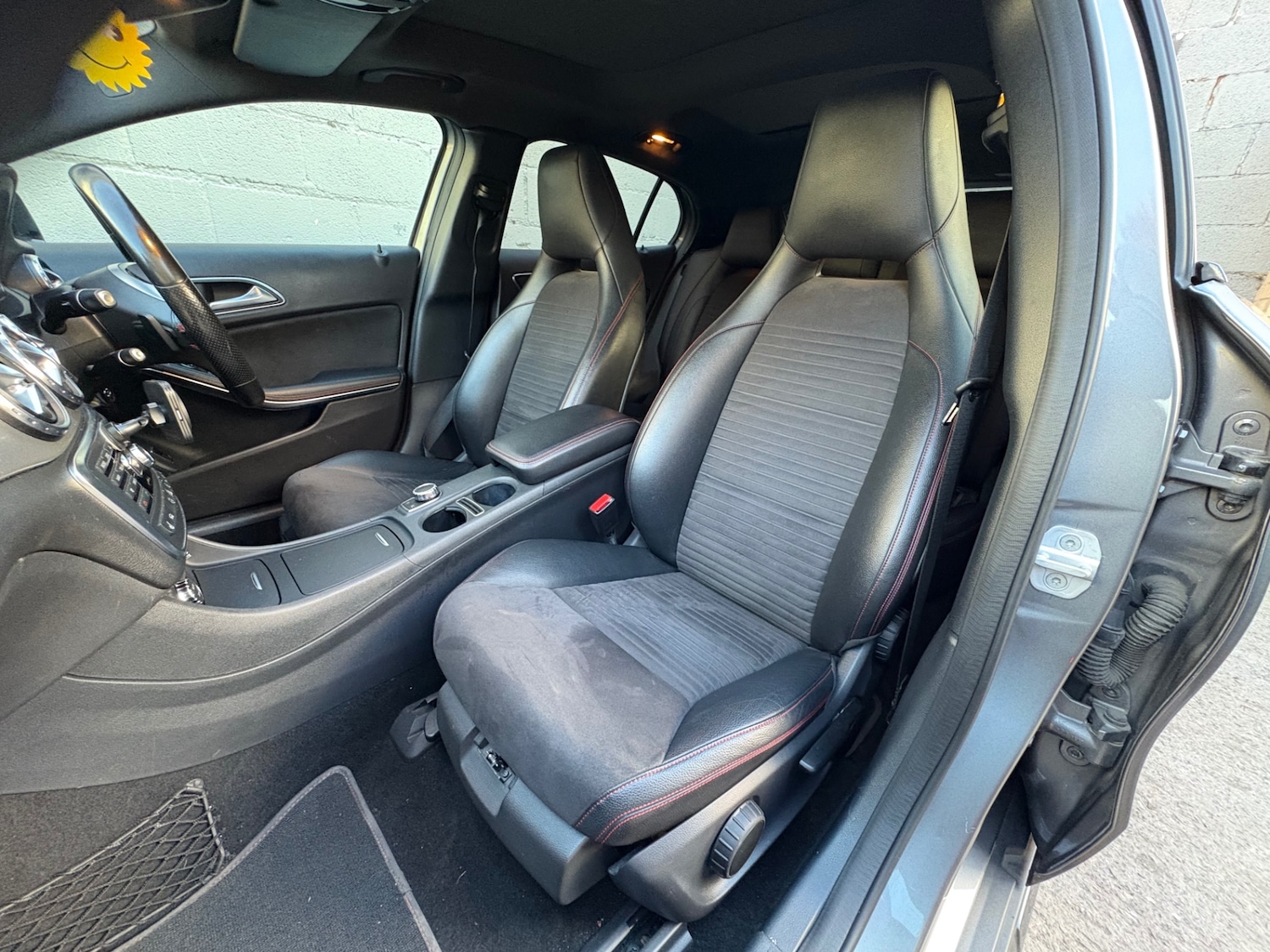 Used Mercedes-Benz GLA 2015 for sale - 76630400: Photo 9