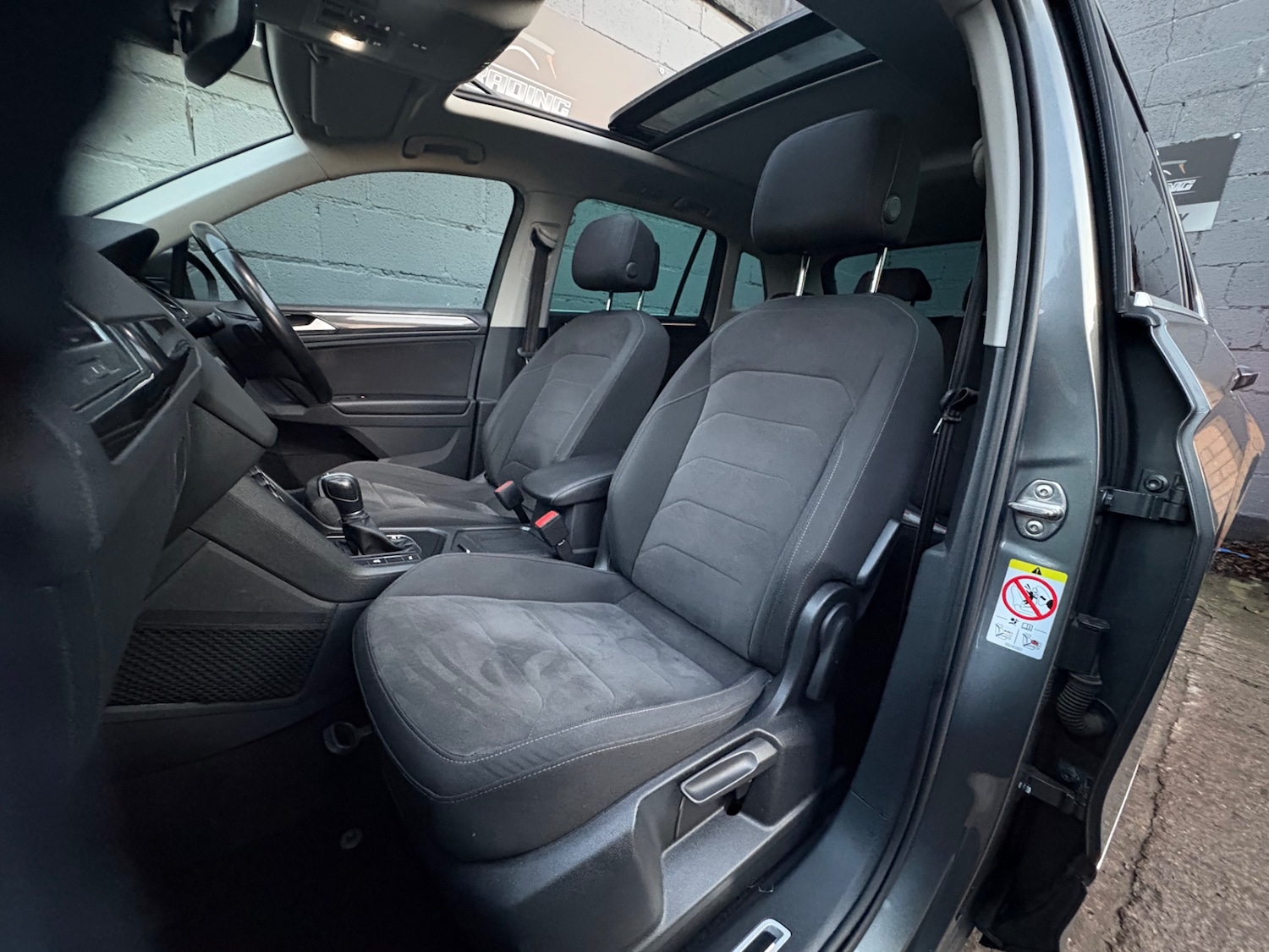 Used Volkswagen Tiguan 2019 for sale - 76961217: Photo 12