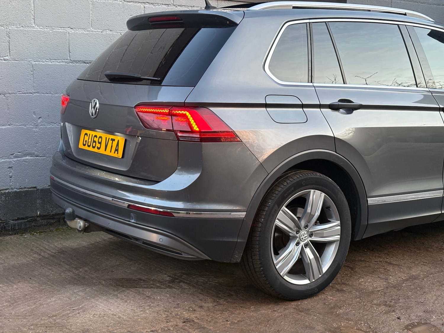 Used Volkswagen Tiguan 2019 for sale - 76961217: Photo 24