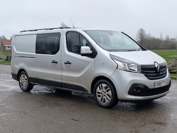 Renault Trafic feature image
