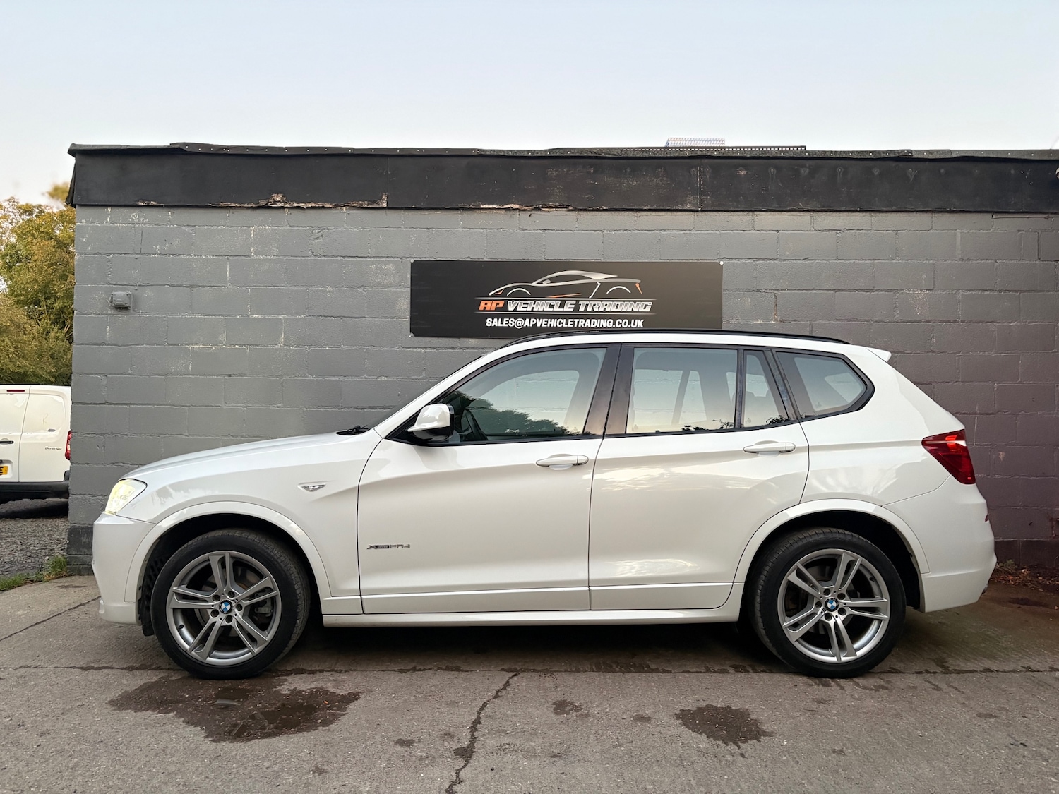 Used BMW X3 2011 for sale - 76100555: Photo 2