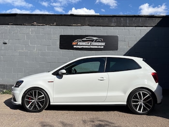 Used Volkswagen Polo 2016 for sale - 75874814: Photo