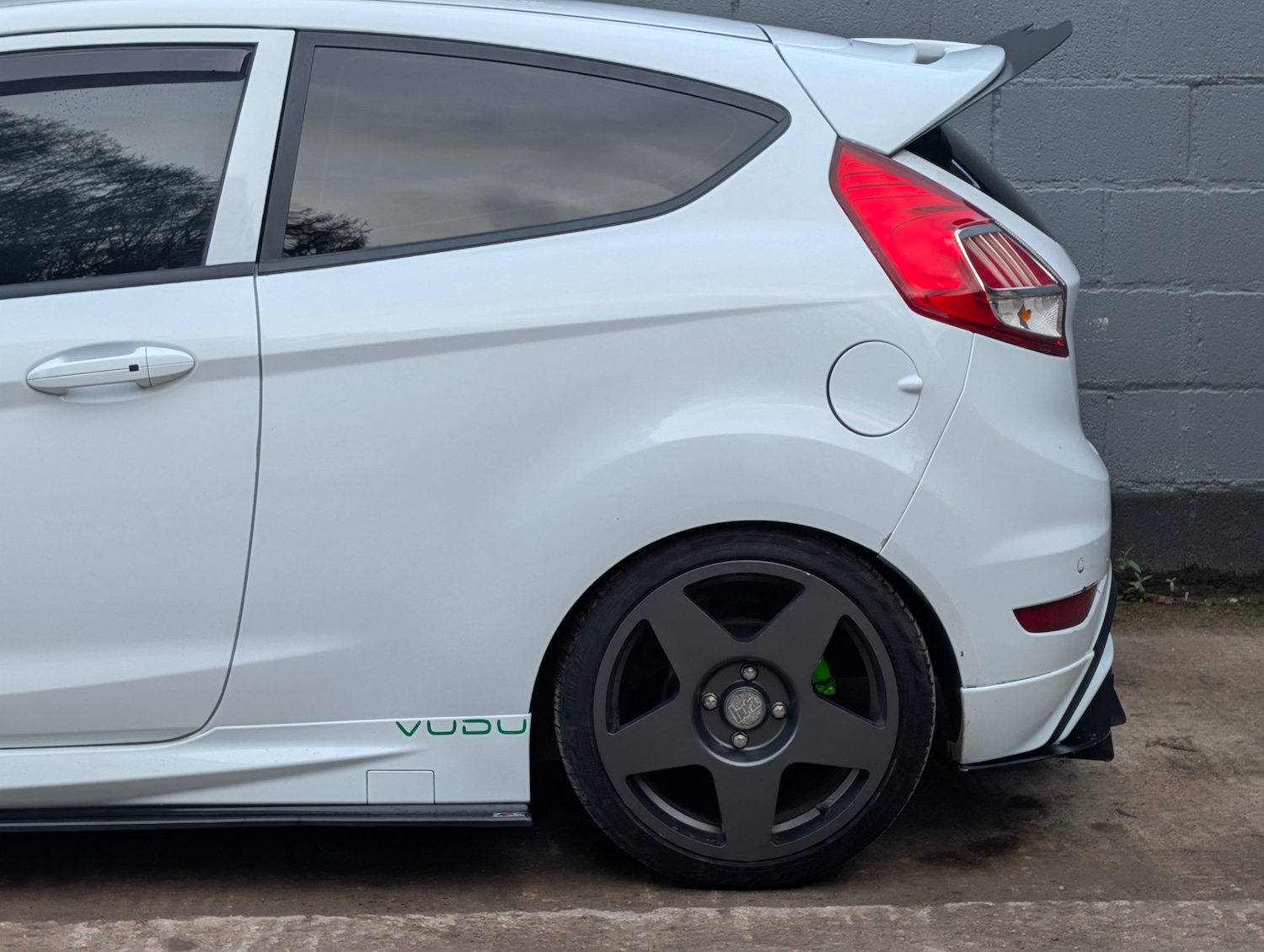 Used Ford Fiesta 2015 for sale - 77718064: Photo 4