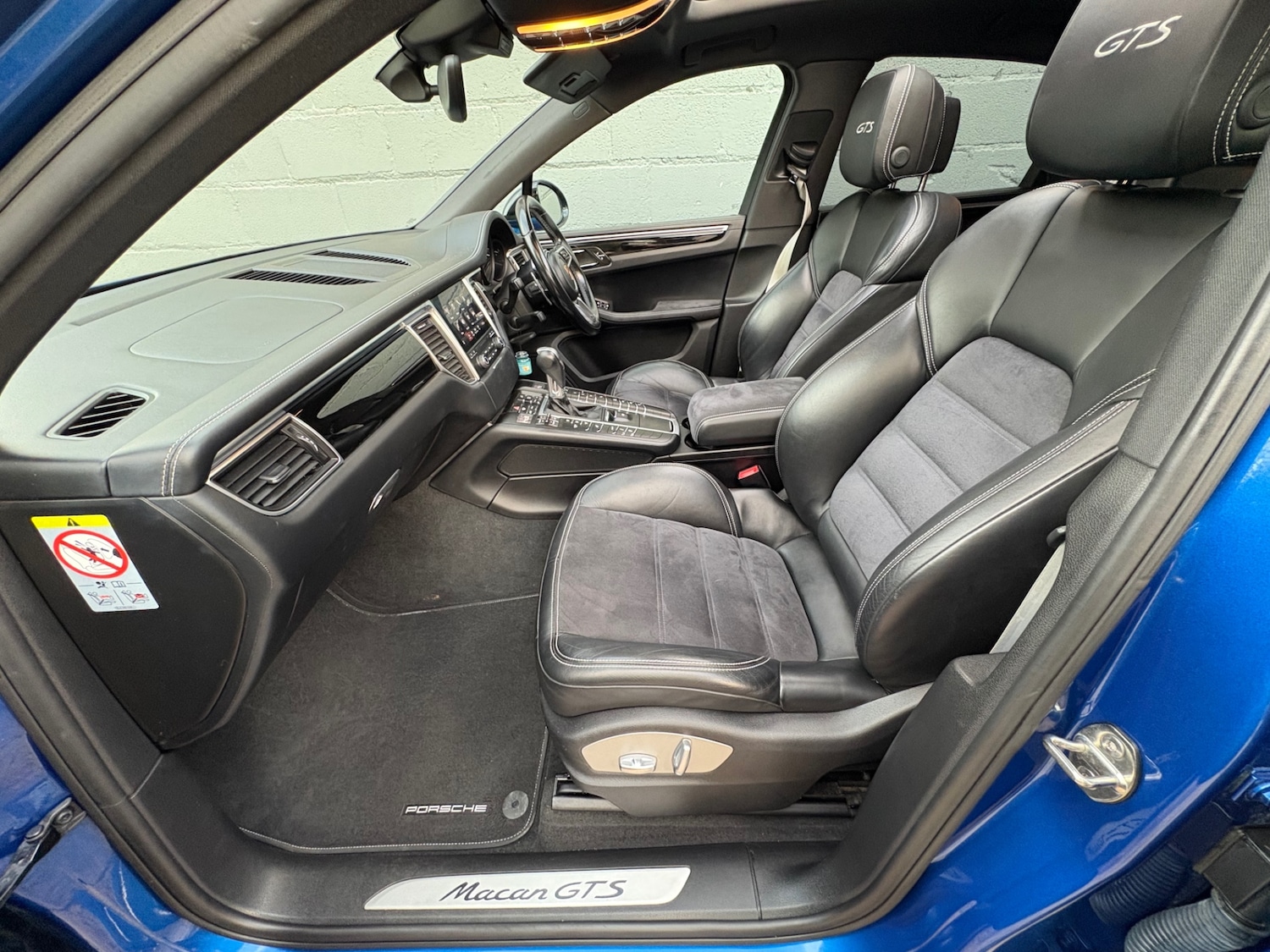 Used Porsche Macan 2017 for sale - 76630405: Photo 12