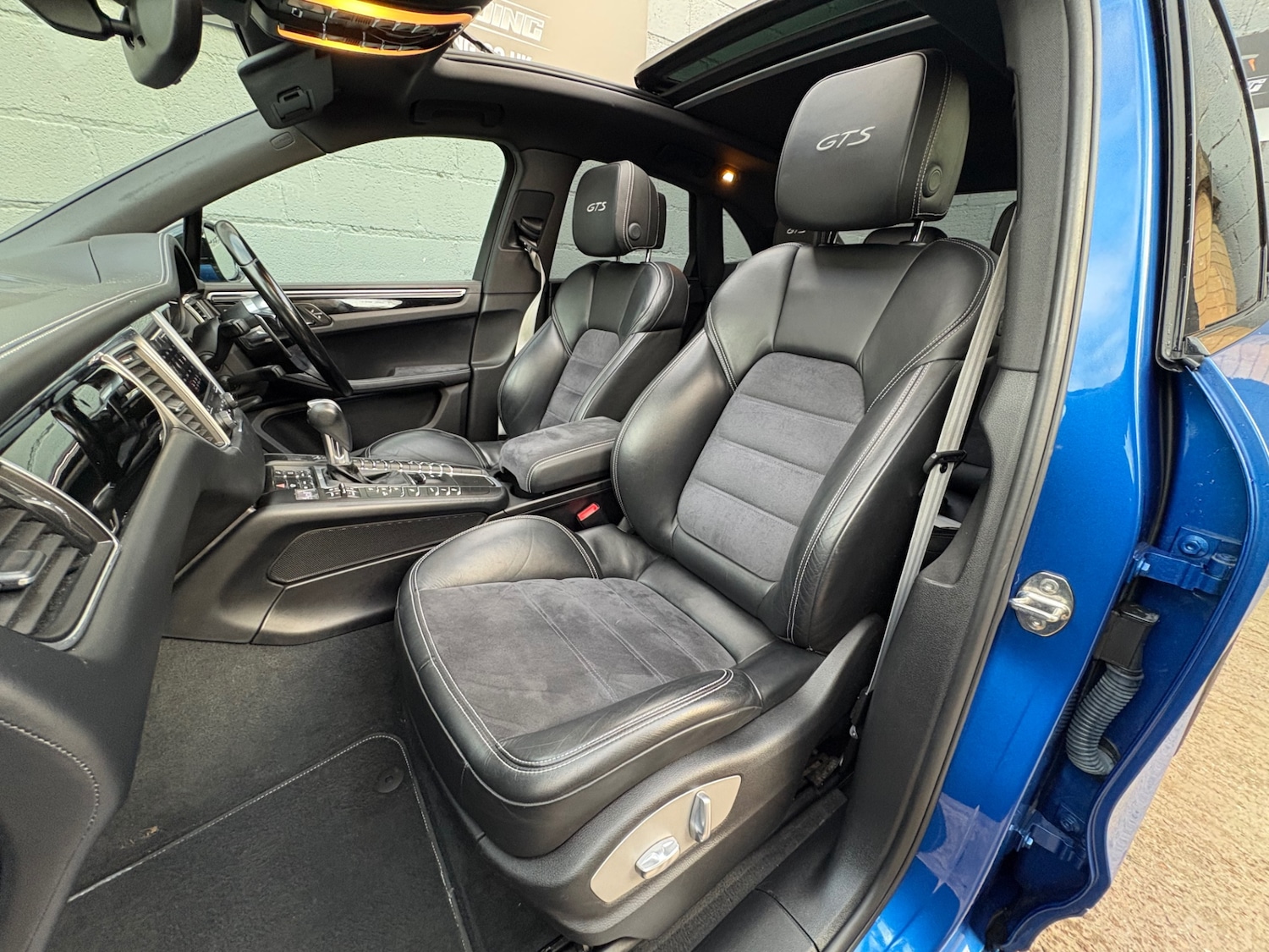 Used Porsche Macan 2017 for sale - 76630405: Photo 13