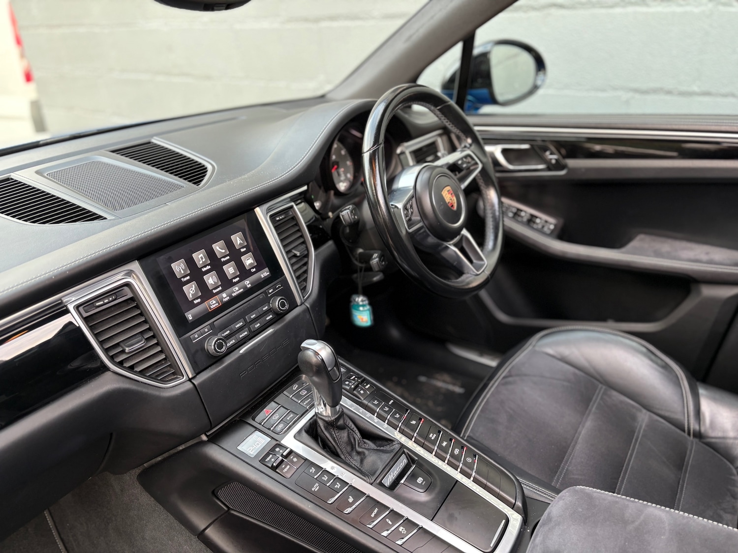 Used Porsche Macan 2017 for sale - 76630405: Photo 15