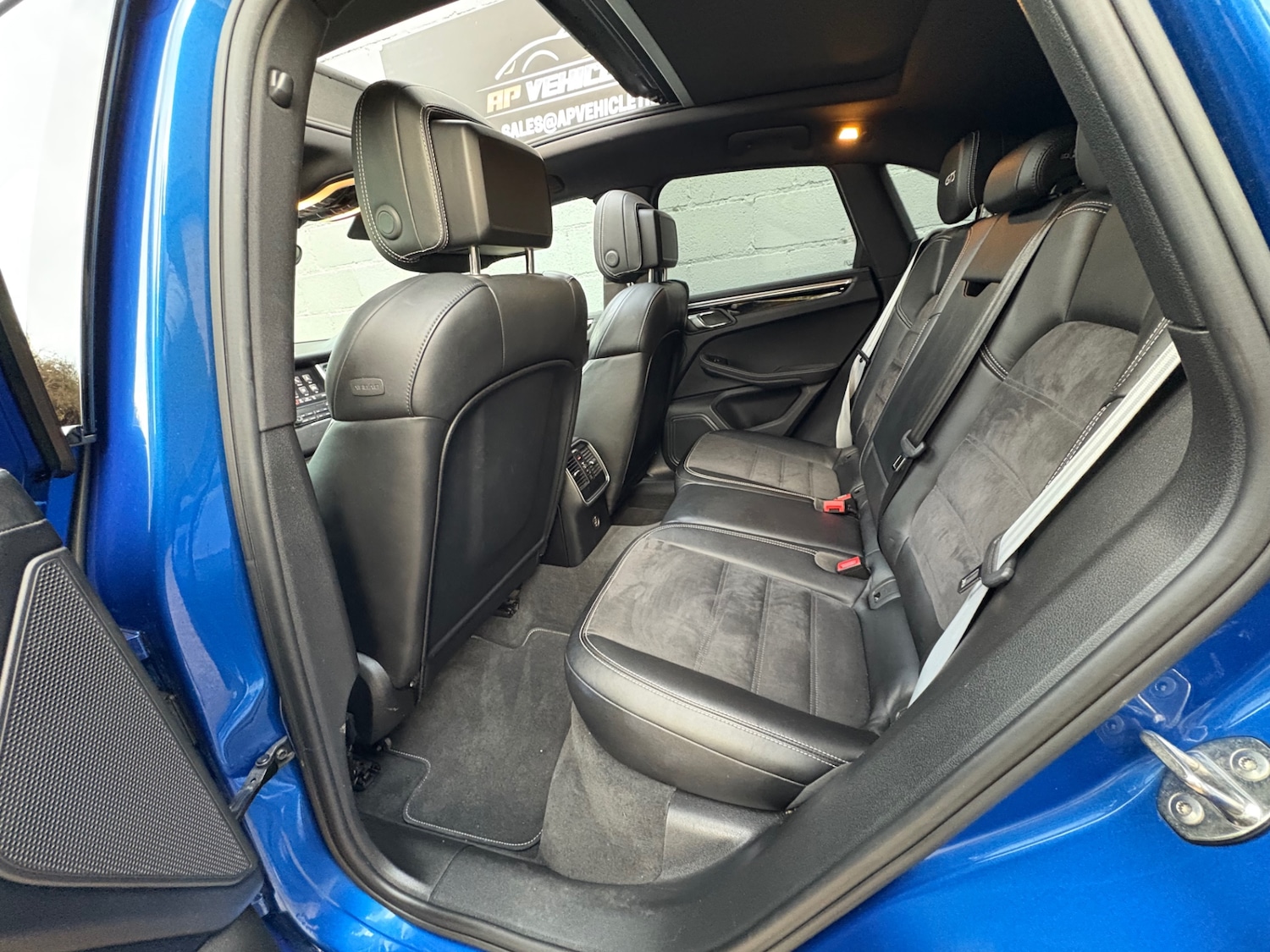 Used Porsche Macan 2017 for sale - 76630405: Photo 17