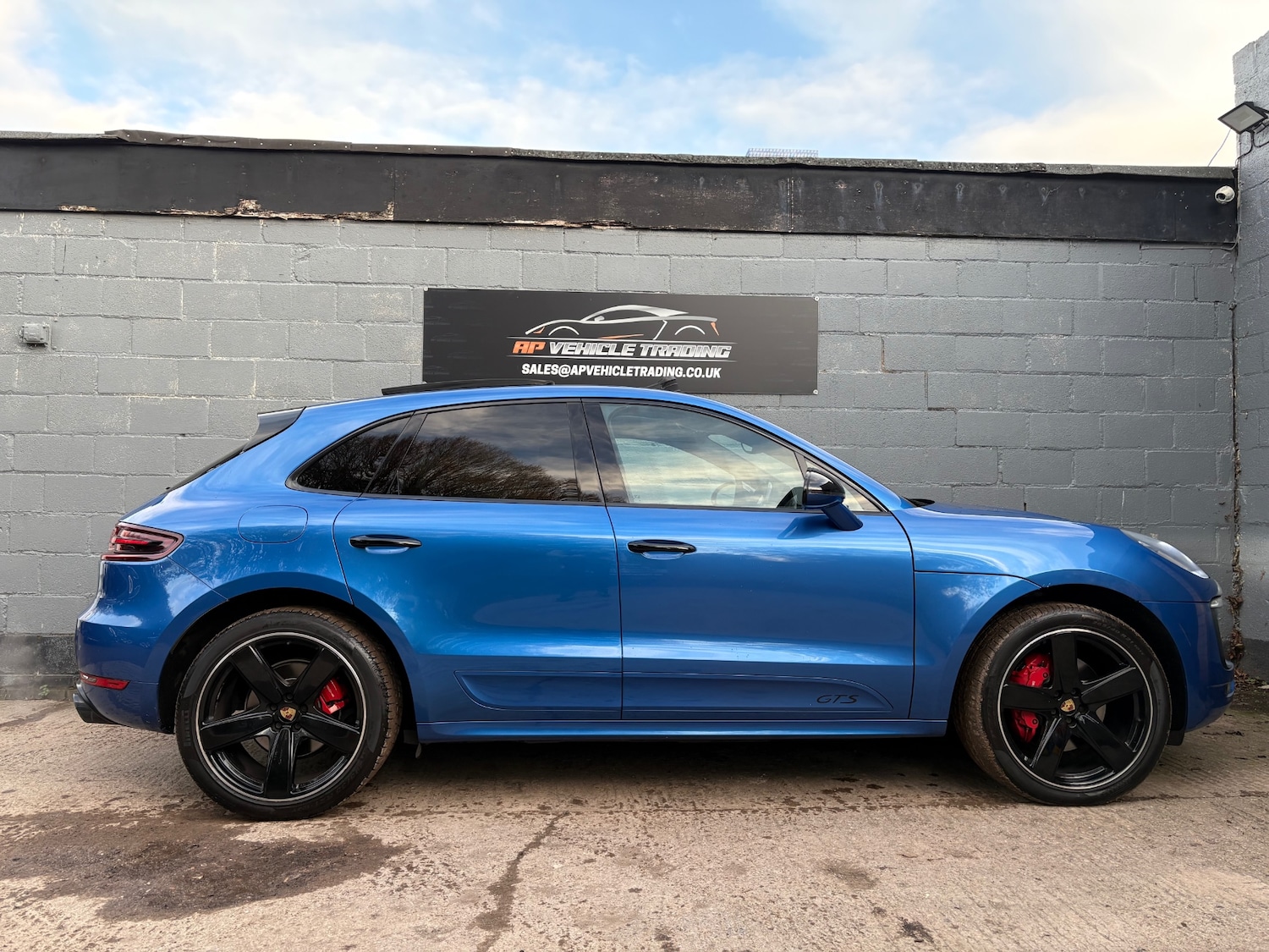 Used Porsche Macan 2017 for sale - 76630405: Photo 25