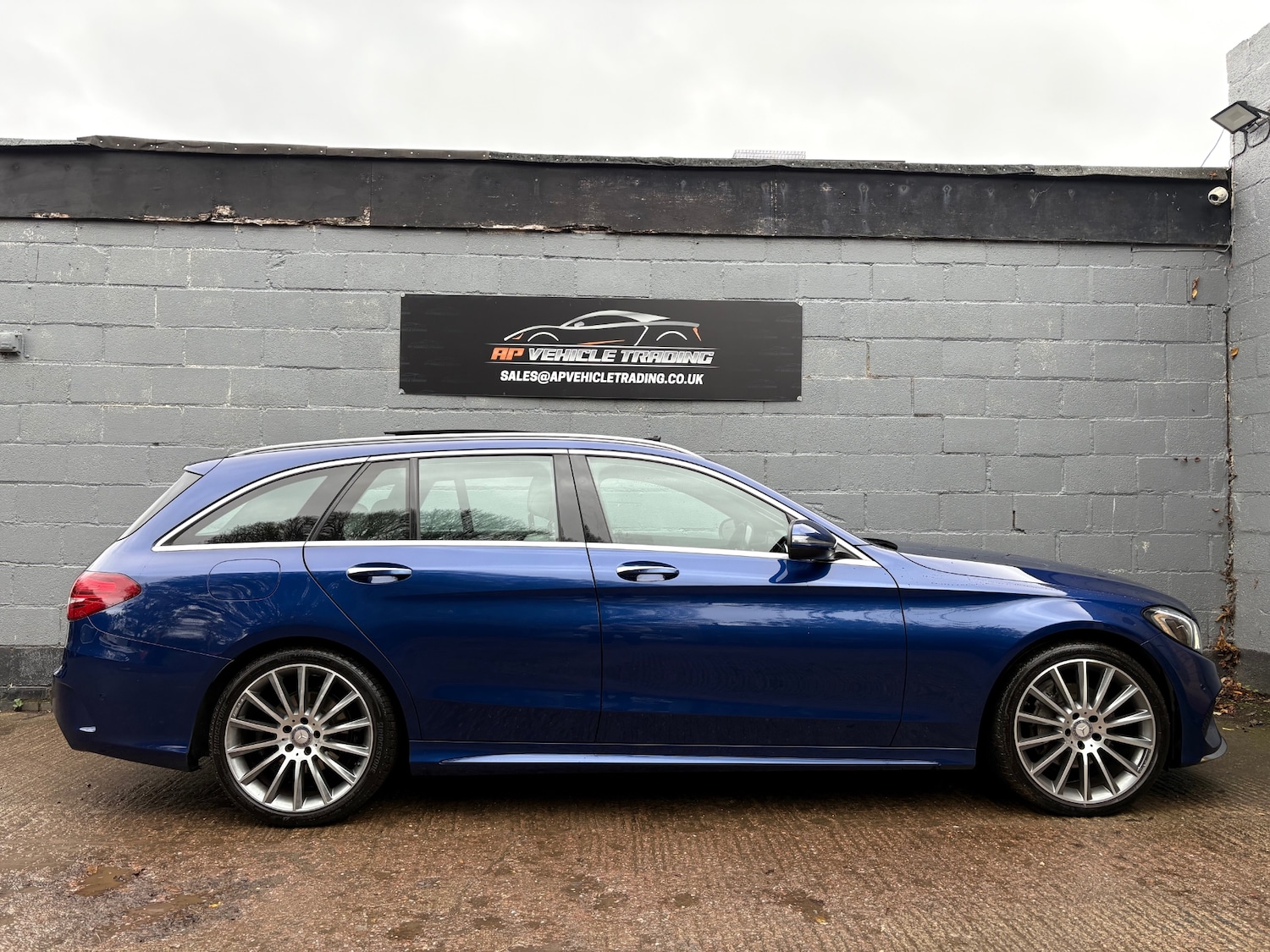 Used Mercedes-Benz C Class 2016 for sale - 76492240: Photo 23