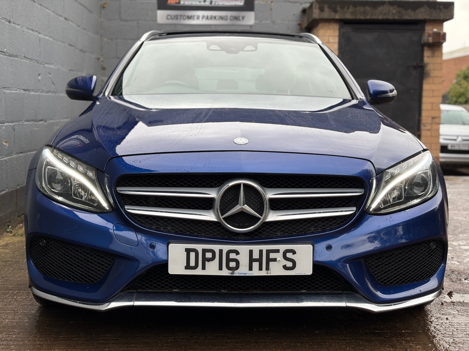 Used Mercedes-Benz C Class 2016 for sale - 76492240: Photo 9