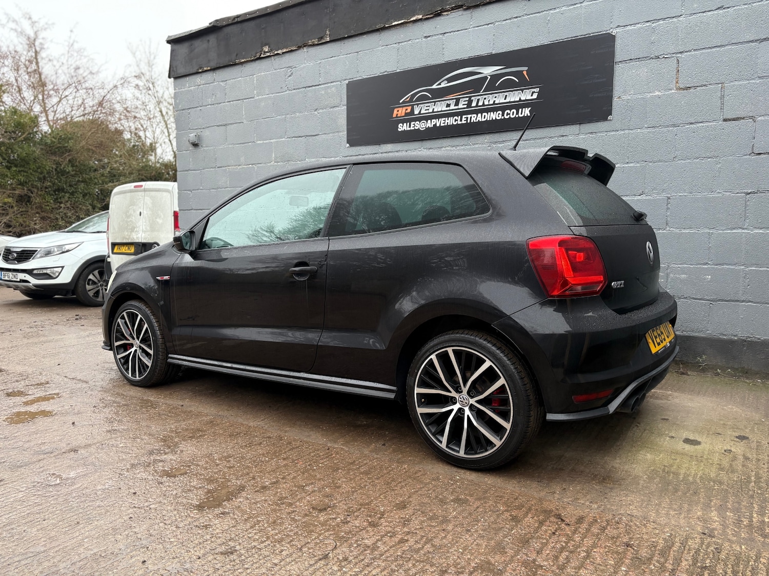 Used Volkswagen Polo 2015 for sale - 77367195: Photo 4